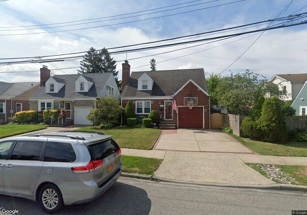 1055 Benmore Ave, Franklin Square, NY 11010 - photo 1