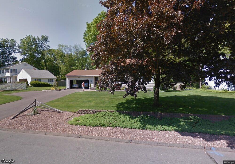 84 Farmstead Ln, Windsor, CT 06095 - photo 1