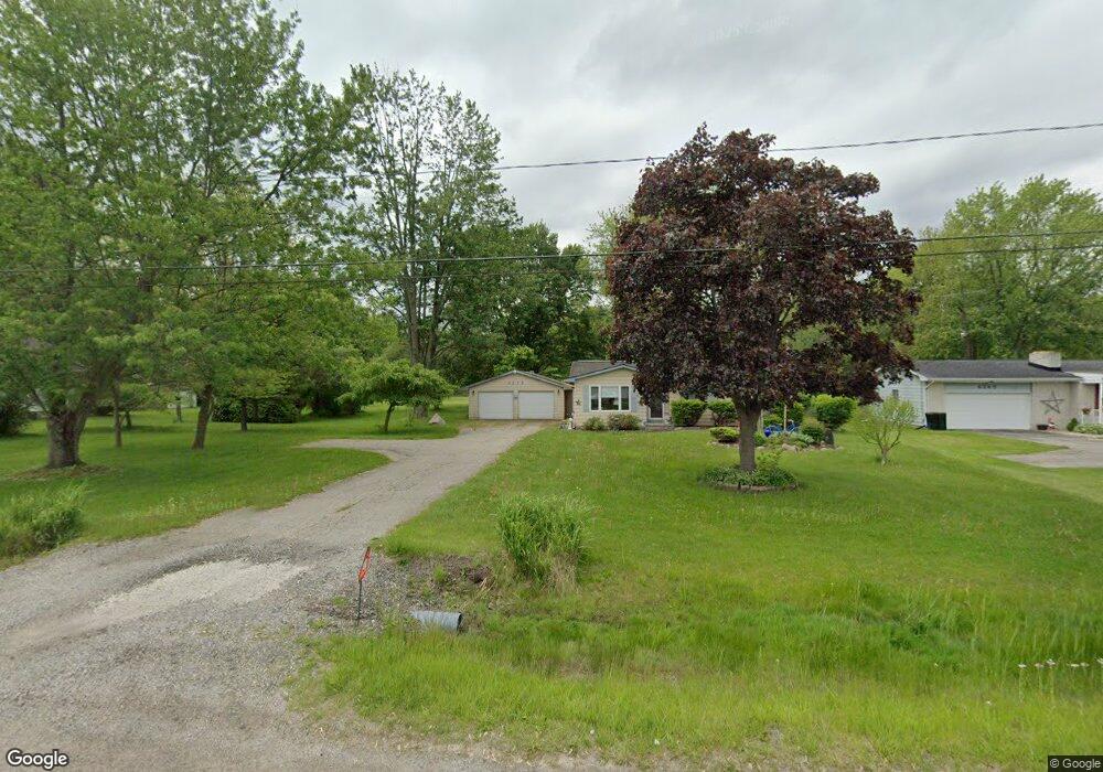 6233 W Coldwater Rd, Flushing, MI 48433 - photo 1