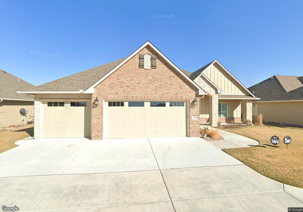 738 N Firefly St, Wichita, KS 67235 - photo 1