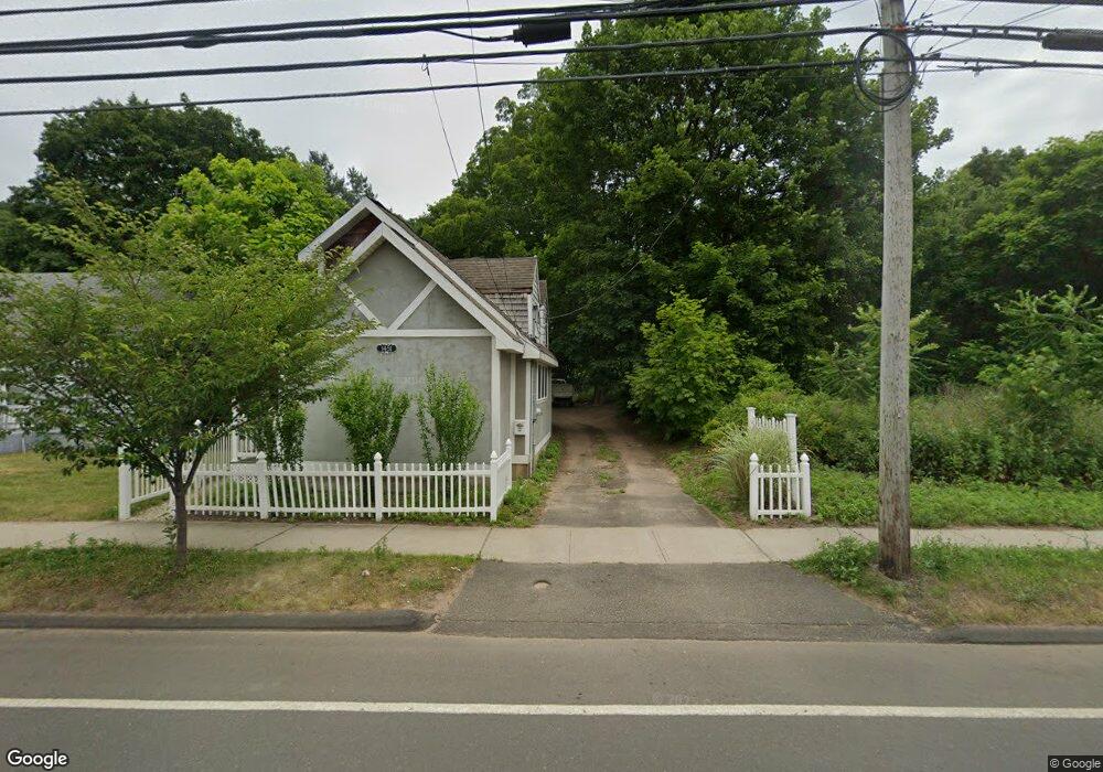 1451 Quinnipiac Ave, New Haven, CT 06513 - photo 1