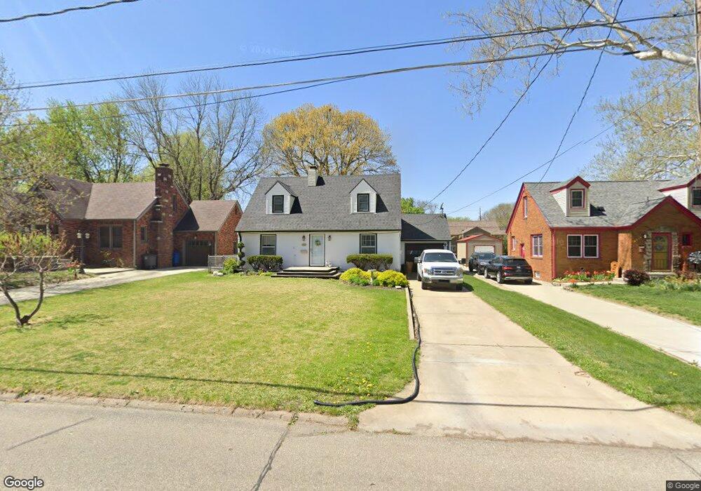 2914 47th St, Des Moines, IA 50310 - photo 1