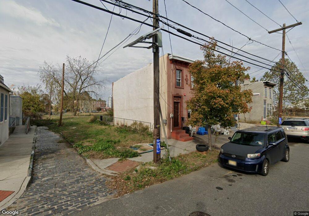 921 N Front St, Camden, NJ 08102 - photo 1