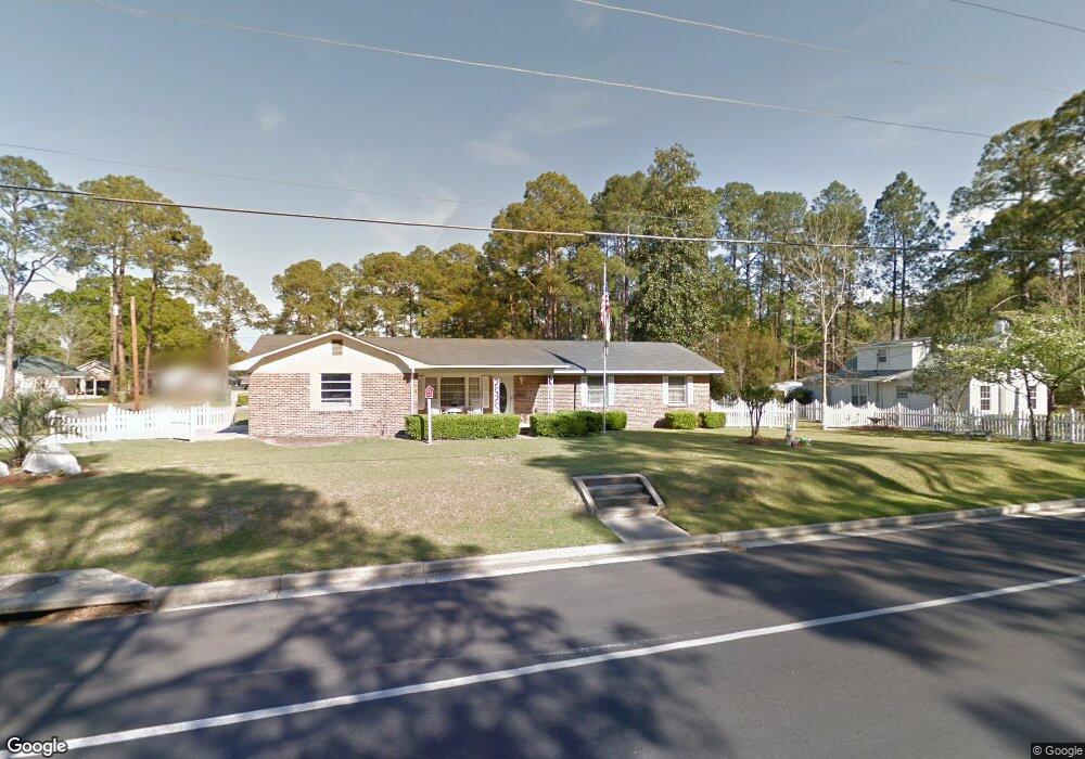 910 Gaskin Ave N, Douglas, GA 31533 - photo 1