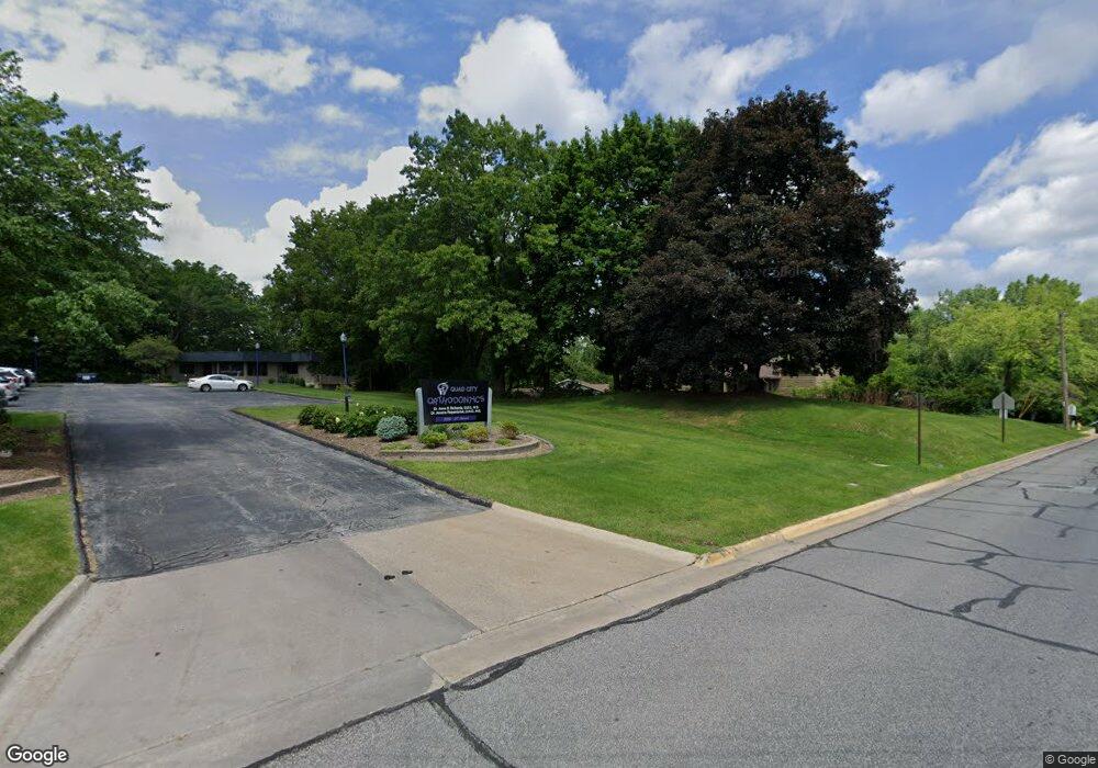 2800 24th St, Rock Island, IL 61201 - photo 1