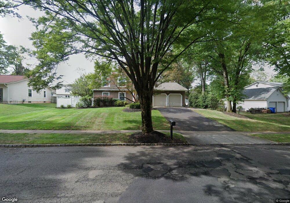 20 Woodlake Dr, Piscataway, NJ 08854 - photo 1