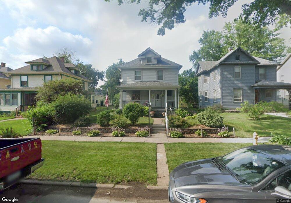 804 W 16th St, Davenport, IA 52804 - photo 1