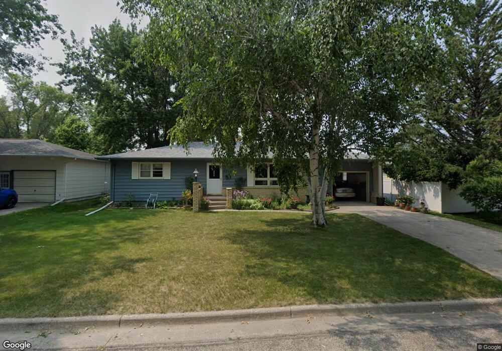 1521 5 1/2 Ave NE, Jamestown, ND 58401 - photo 1