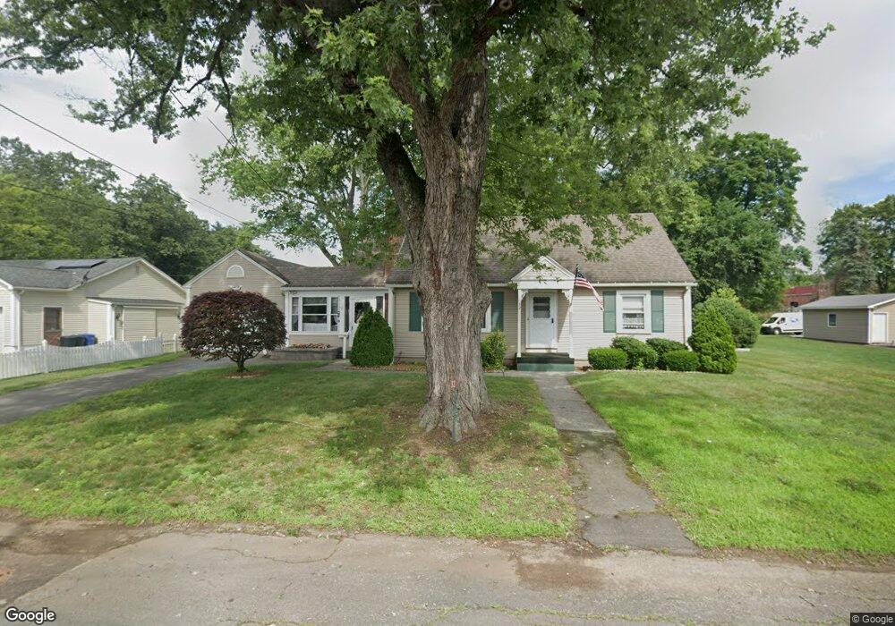 32 O St, Turners Falls, MA 01376 - photo 1