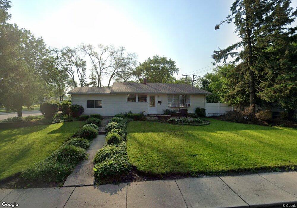 100 Amarillo Dr, Carpentersville, IL 60110 - photo 1