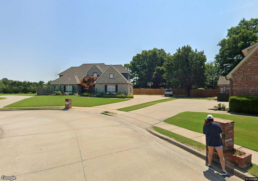 401 N Forest Ridge Blvd, Broken Arrow, OK 74014 - photo 1