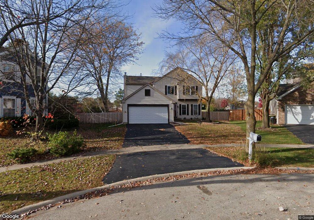 11 Elizabeth Ct, Lake In the Hills, IL 60156 - photo 1