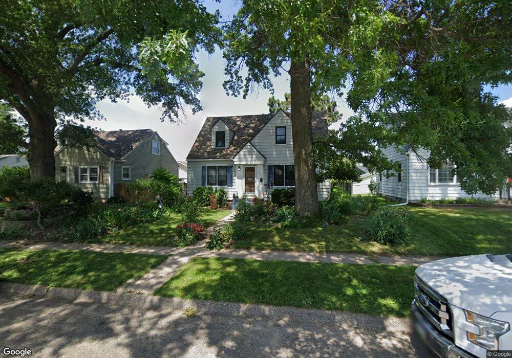 2118 E Lombard St, Davenport, IA 52803 - photo 1