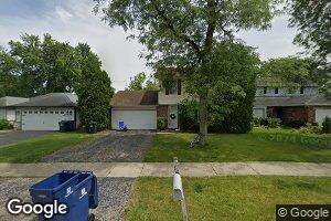 1212 Needham Rd, Naperville, IL 60563