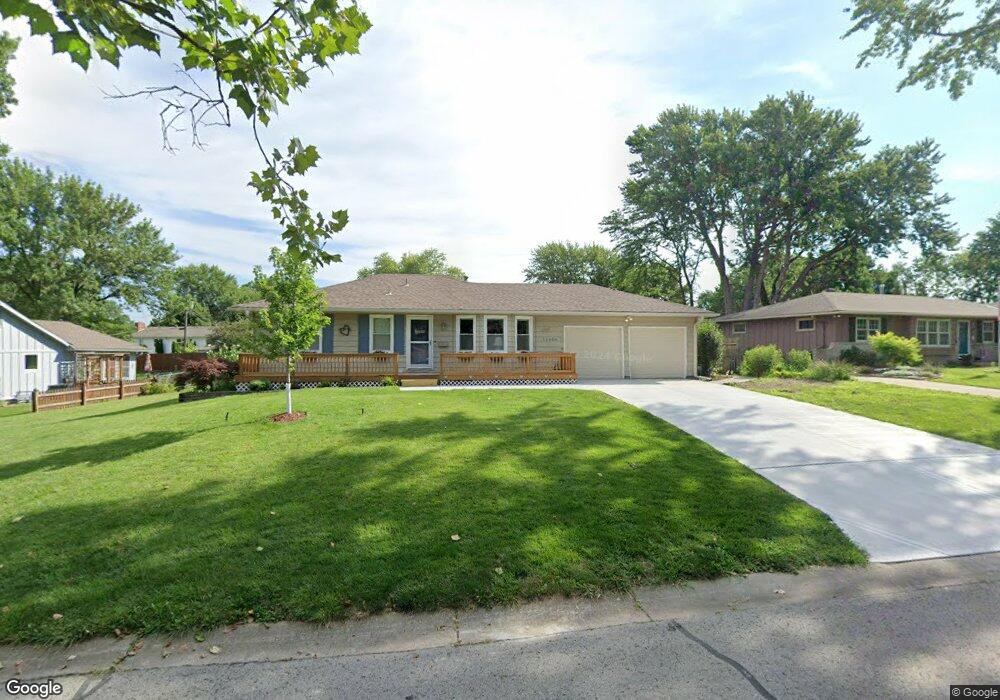 12406 W 52nd St, Shawnee, KS 66216 - photo 1