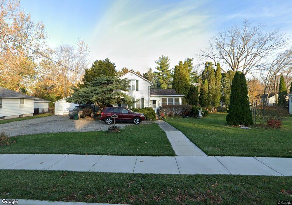 112 S Prairie St, Batavia, IL 60510 - photo 1