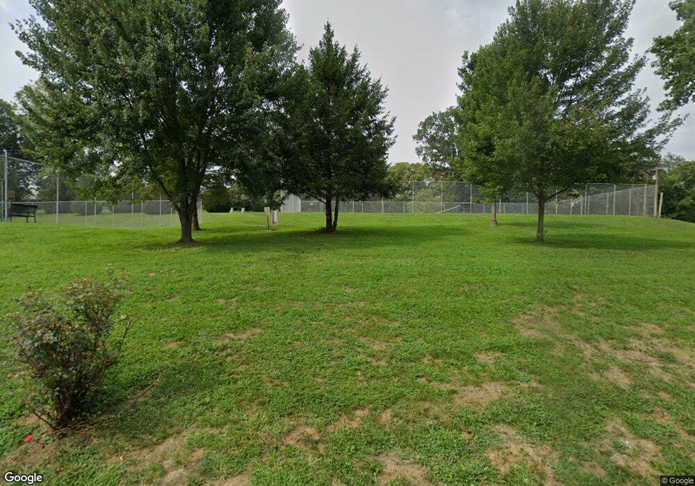 1010 Hancock Cir, Harrodsburg, KY 40330 - photo 1