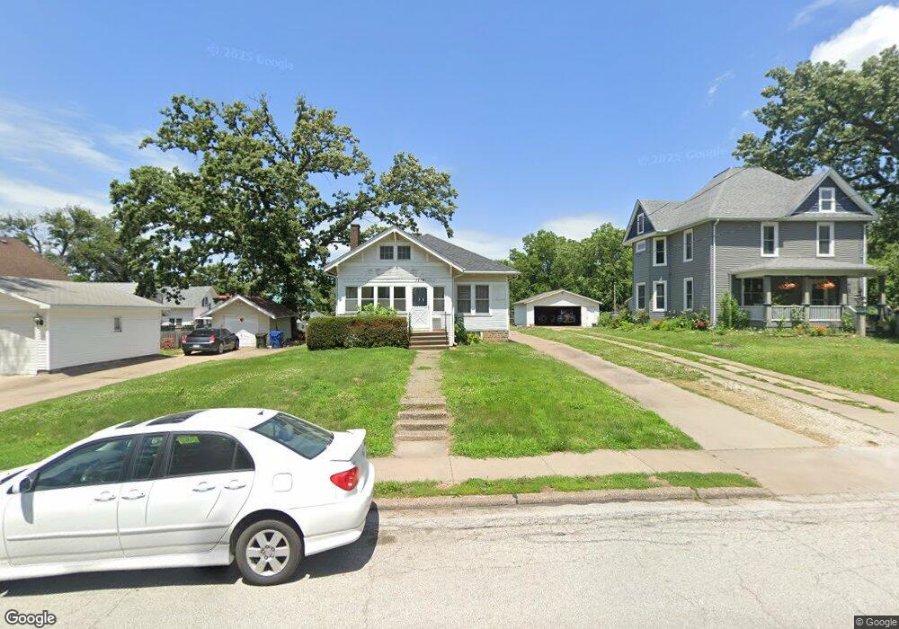 1714 Elm St, Davenport, IA 52803 - photo 1