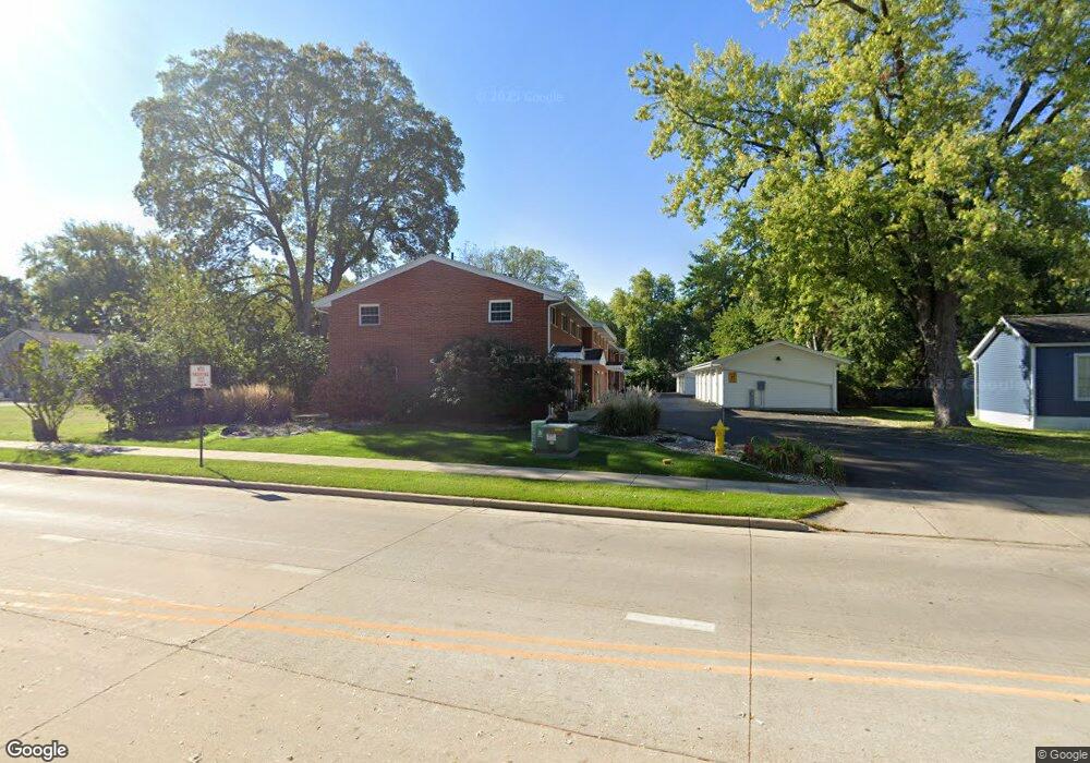 449 W Wisconsin Ave unit 1, Oconomowoc, WI 53066 - photo 1