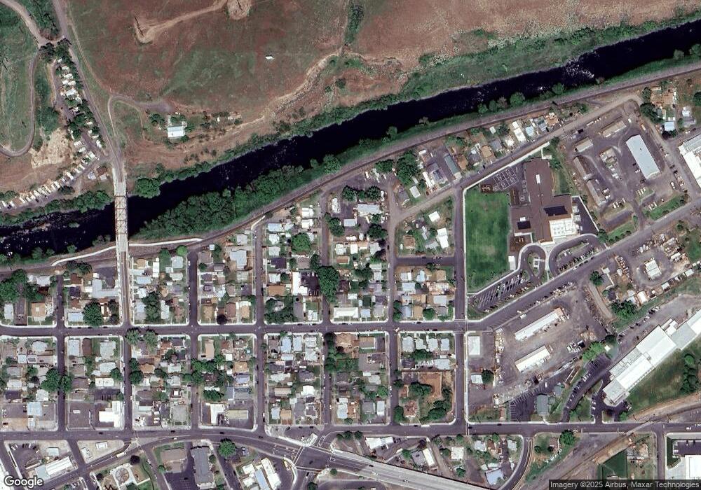 18 SE 10th St, Pendleton, OR 97801 - photo 1