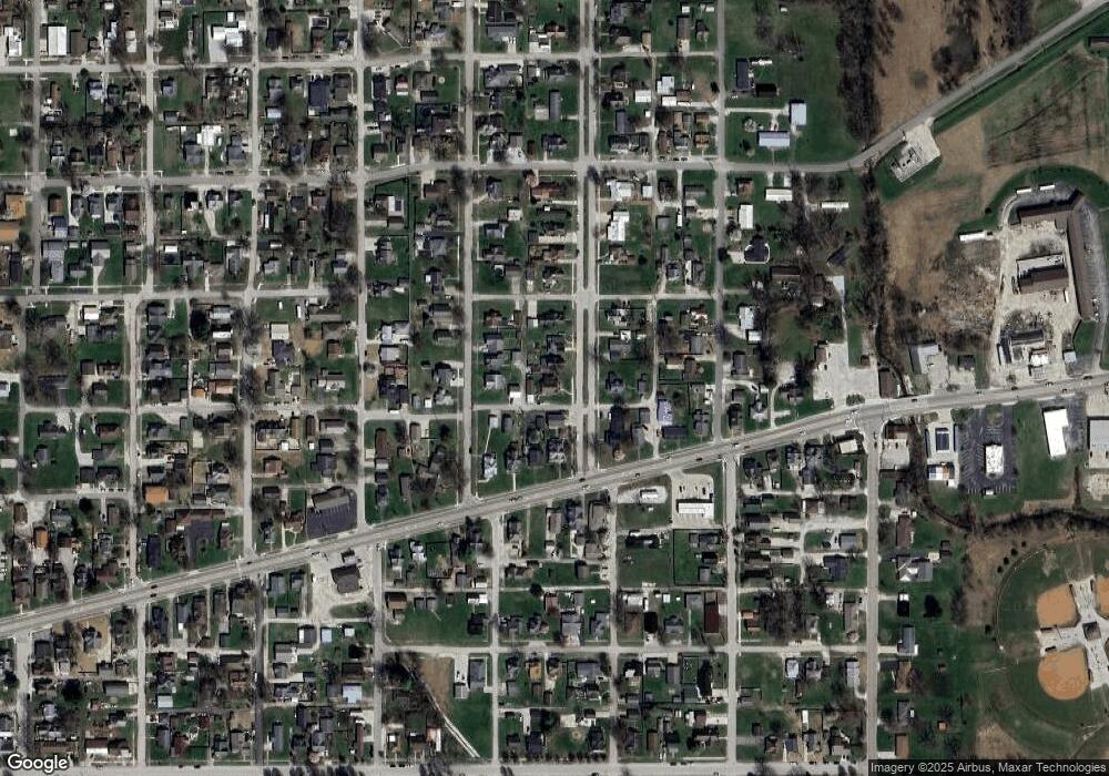 320 10th St NE, Linton, IN 47441 - photo 1