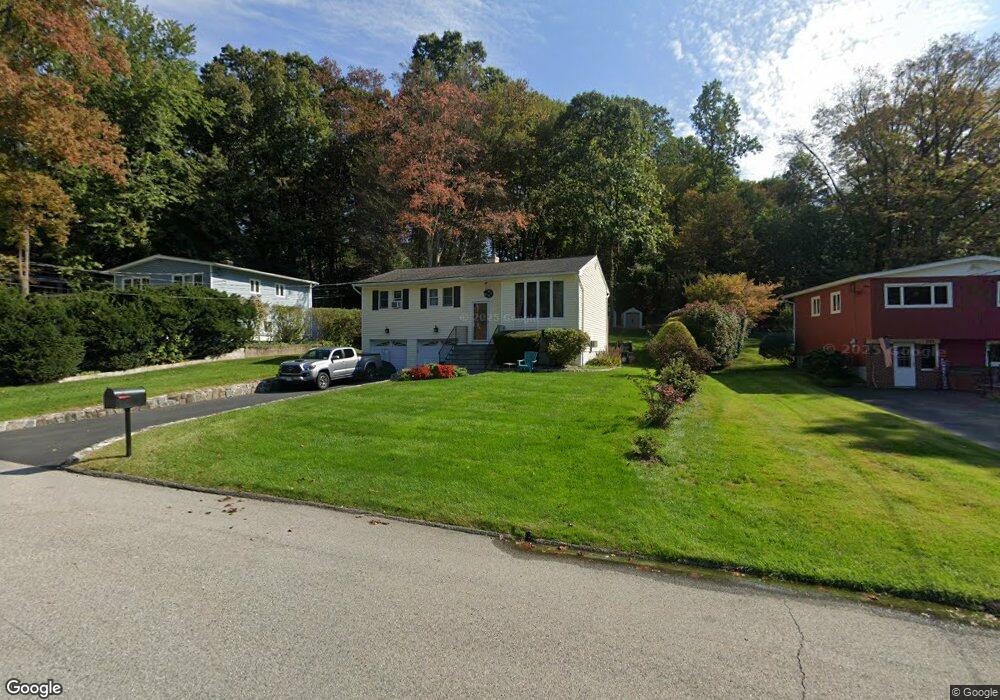 206 Laurel Dr, Cortlandt Manor, NY 10567 - photo 1