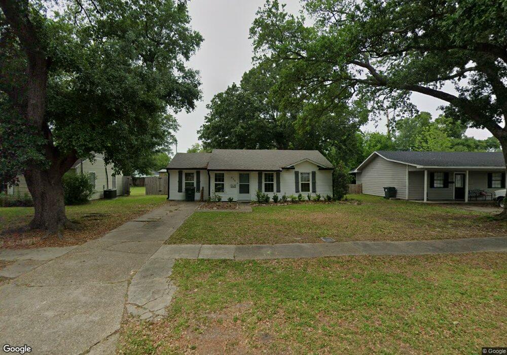 914 Dolby St, Lake Charles, LA 70605 - photo 1