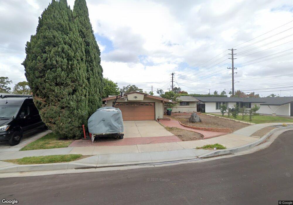 208 Wellesley Ln, Costa Mesa, CA 92626 - photo 1