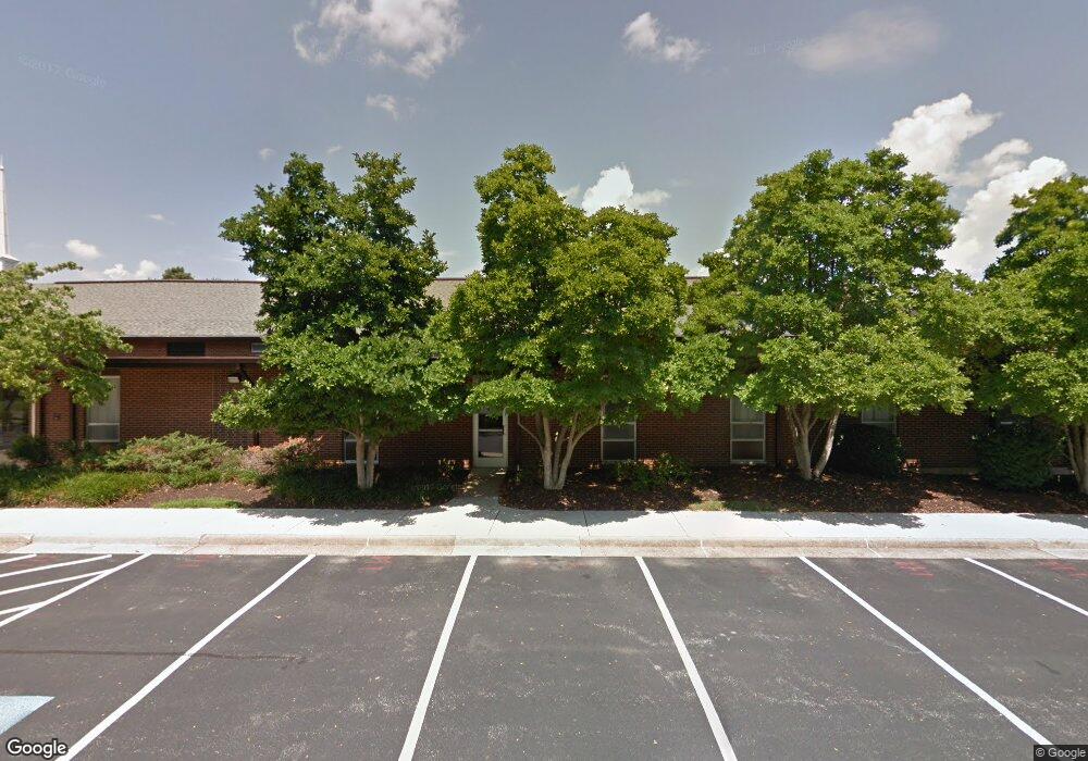 4911 Ox Rd, Fairfax, VA 22030 - photo 1