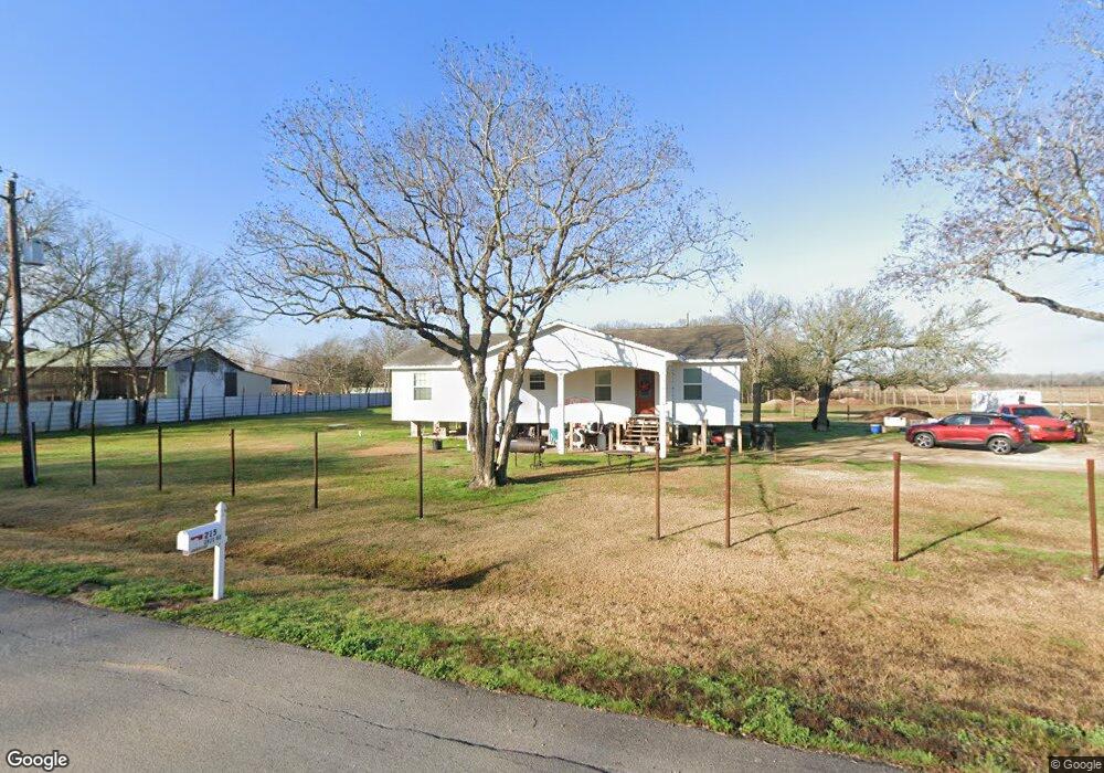 215 Cris Rd, Rosenberg, TX 77471 - photo 1