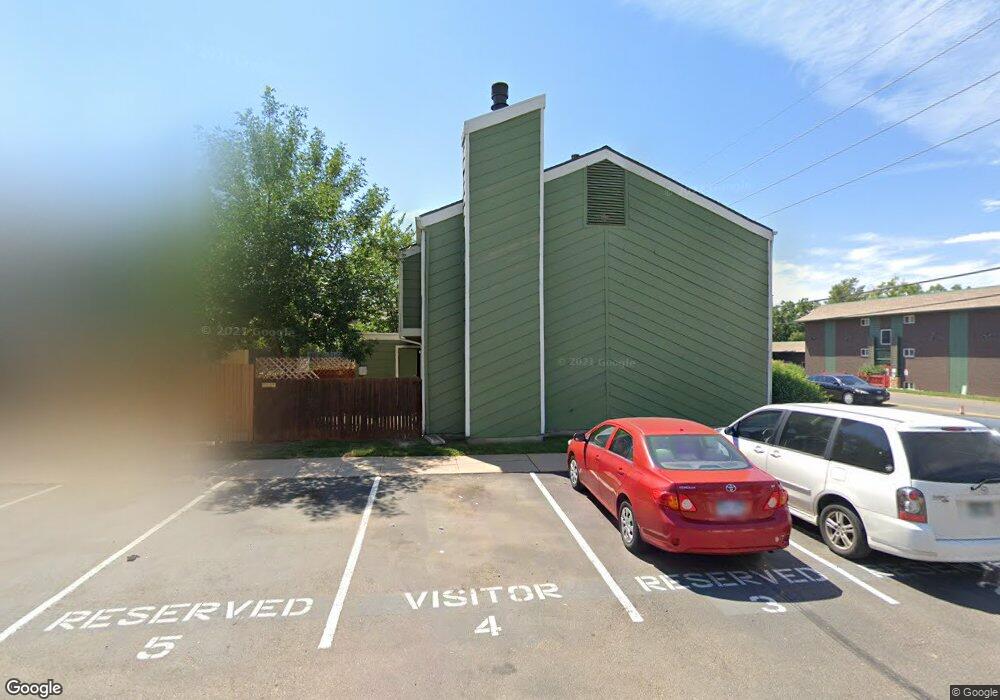 910 S Peoria St unit 910, Aurora, CO 80012 - photo 1