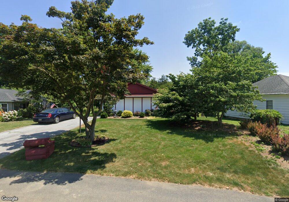 3209 Aberdeen Cir, Allentown, PA 18104 - photo 1