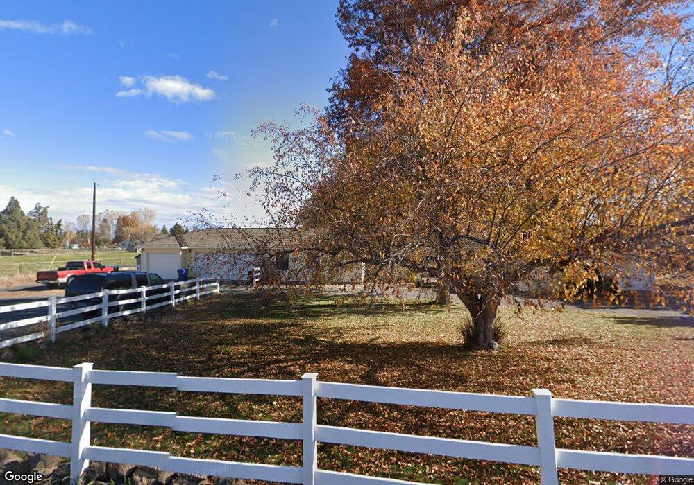 326 SW Helmholtz Way, Redmond, OR 97756 - photo 1