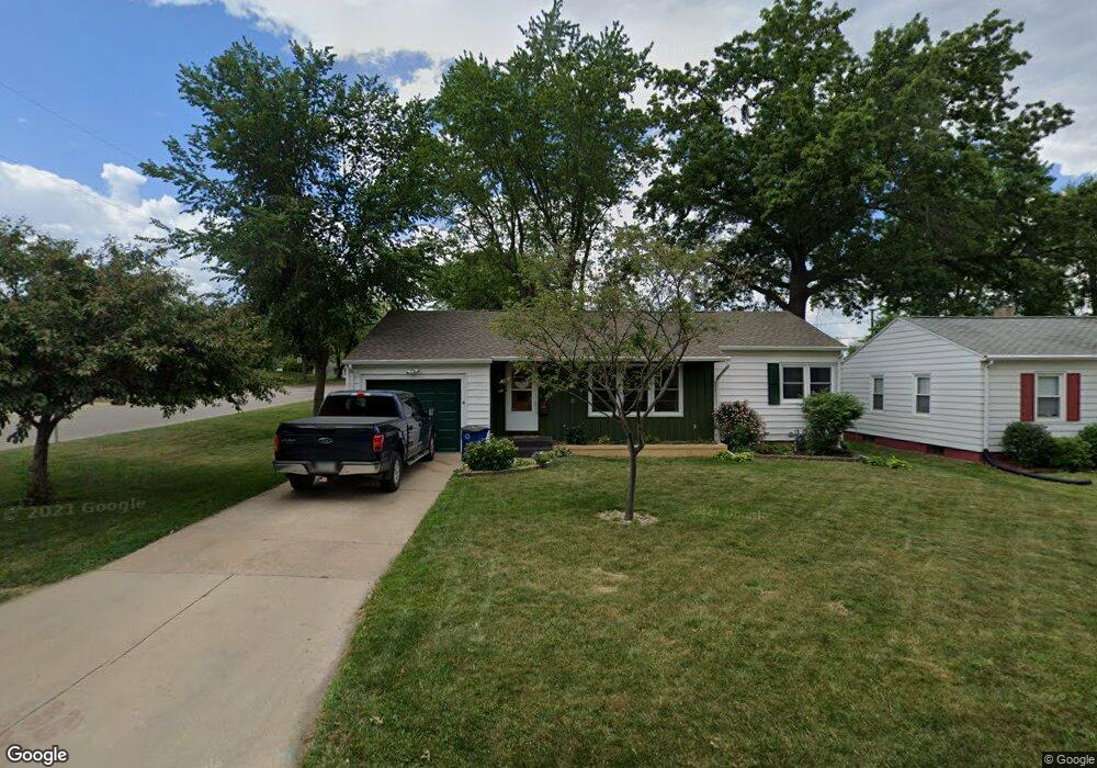 1211 W 7th St, Cedar Falls, IA 50613 - photo 1
