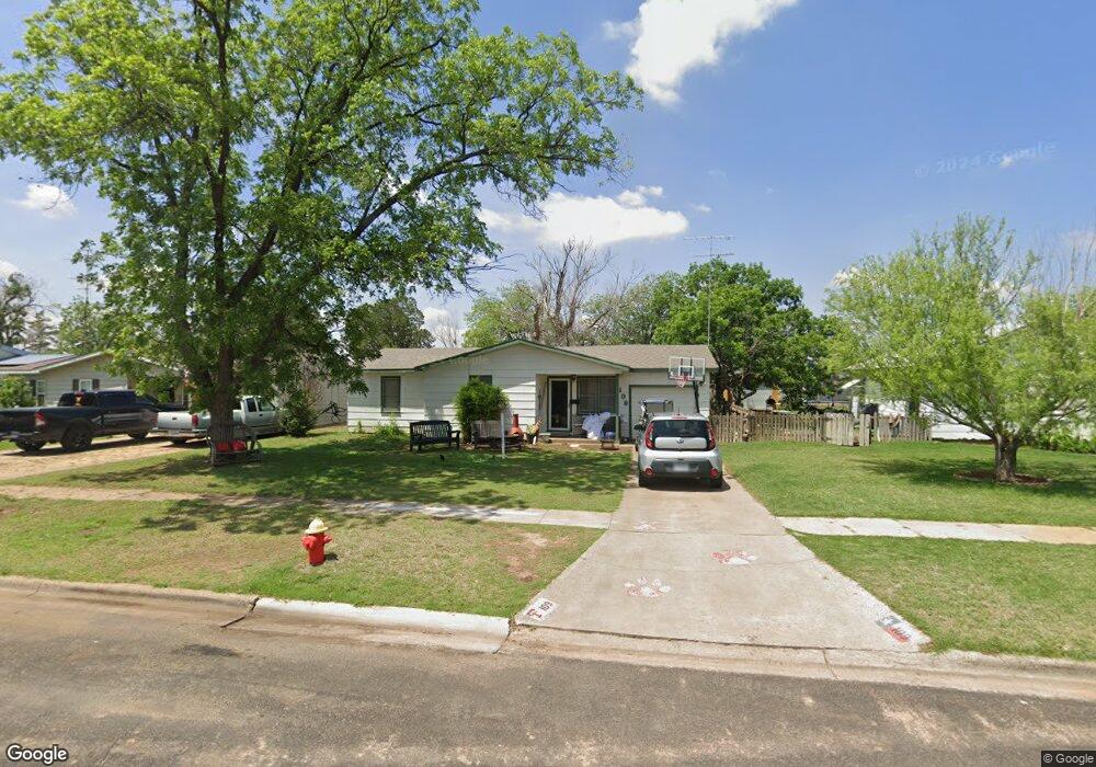 109 Aileen St, Plainview, TX 79072 - photo 1