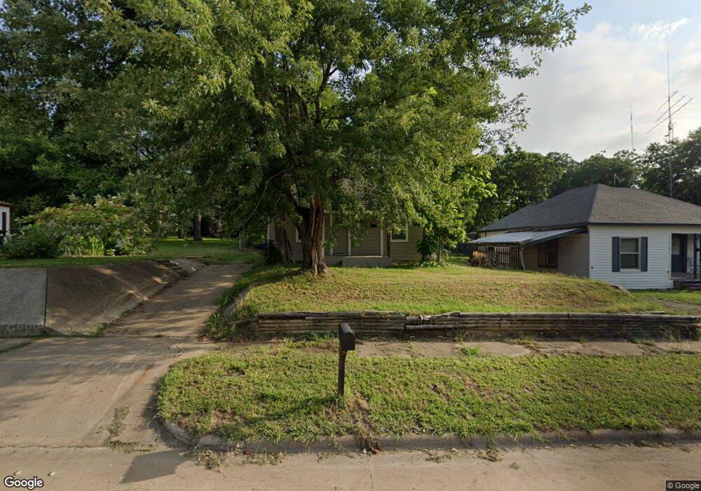 1509 W Crawford St, Denison, TX 75020 - photo 1