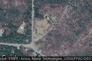 24 Dodges Wharf Rd, Brooklin, ME 04616