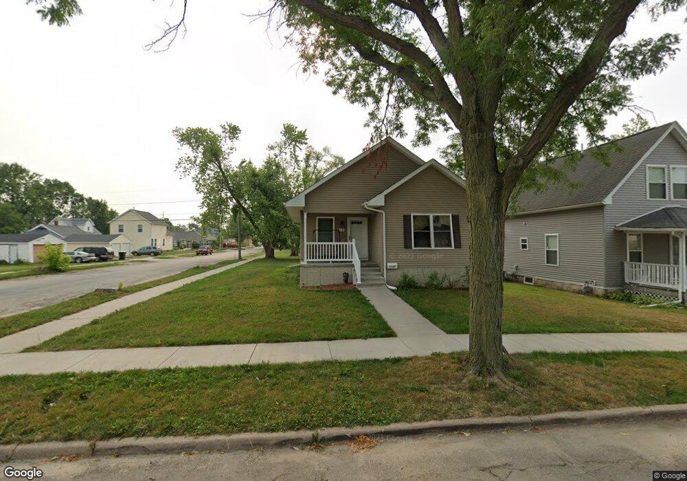1137 9th St NW, Cedar Rapids, IA 52405 - photo 1