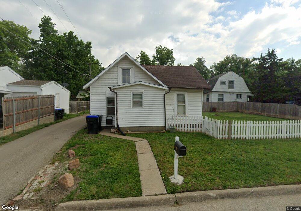 809 SE 26th St, Topeka, KS 66605 - photo 1