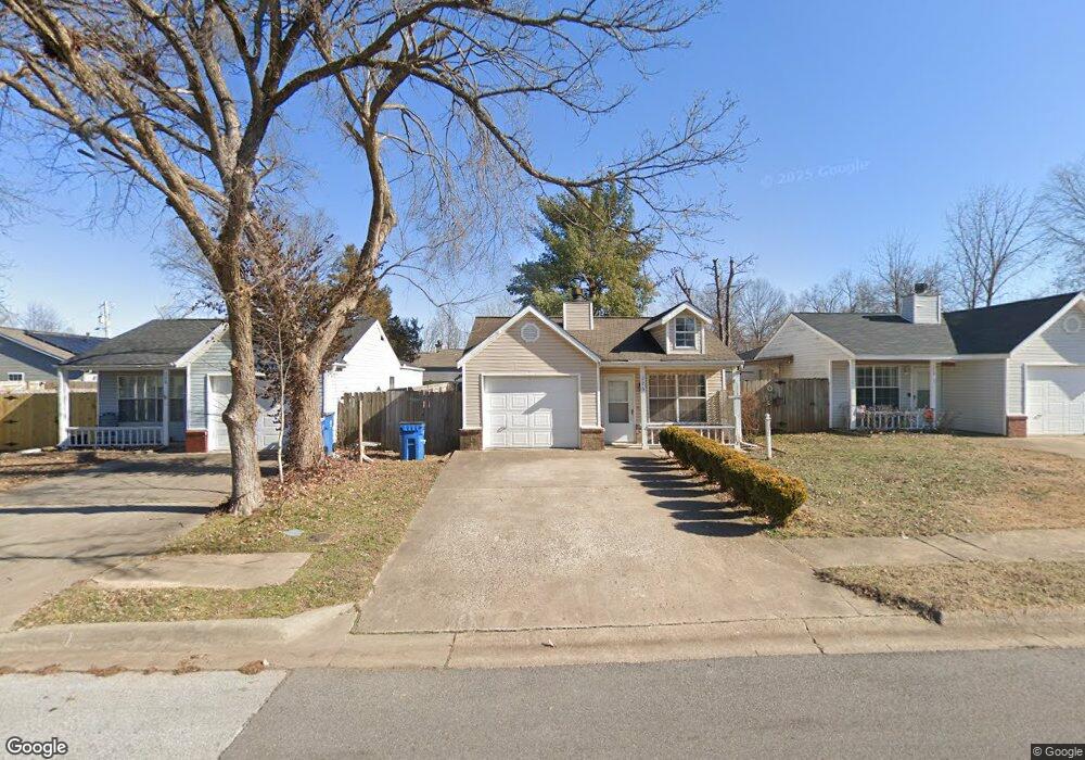 226 NW J St, Bentonville, AR 72712 - photo 1