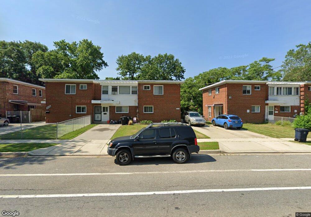 945 Owens Rd, Oxon Hill, MD 20745 - photo 1