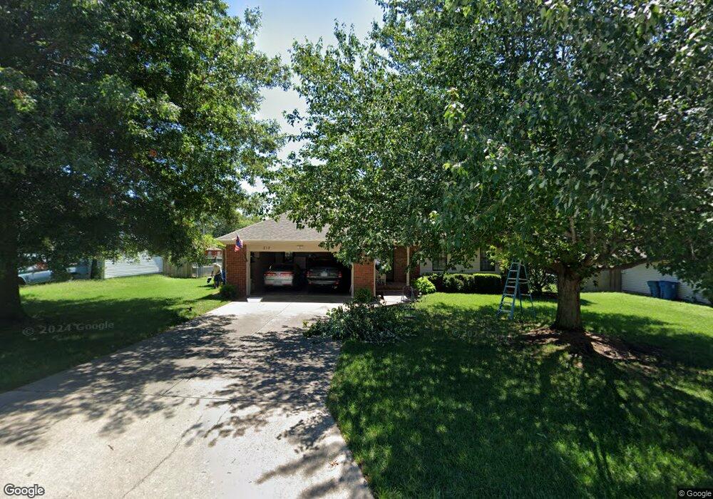 212 W Lorene St, Nixa, MO 65714 - photo 1