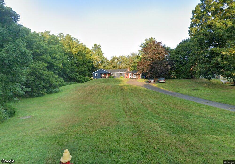 5 Duncaster Rd, Bloomfield, CT 06002 - photo 1