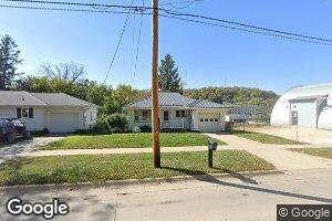 209 High St NE, Elkader, IA 52043