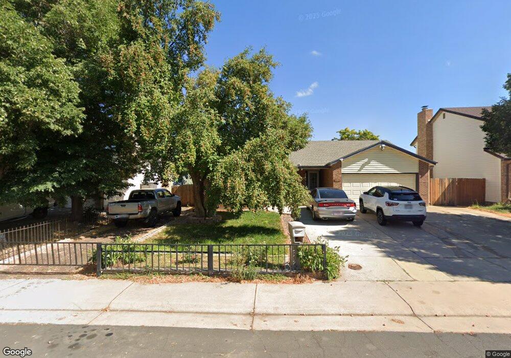 520 S Laredo Cir, Aurora, CO 80017 - photo 1