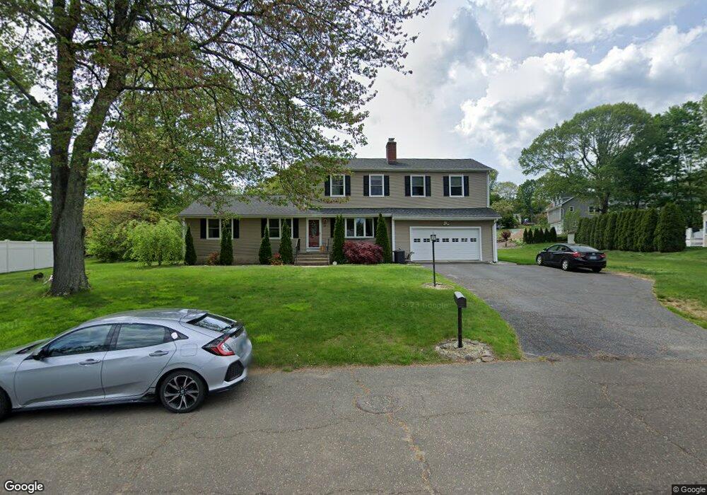 27 Westwood Rd, Trumbull, CT 06611 - photo 1