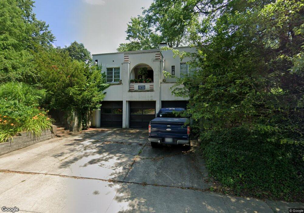 205 E Torrence Rd, Columbus, OH 43214 - photo 1