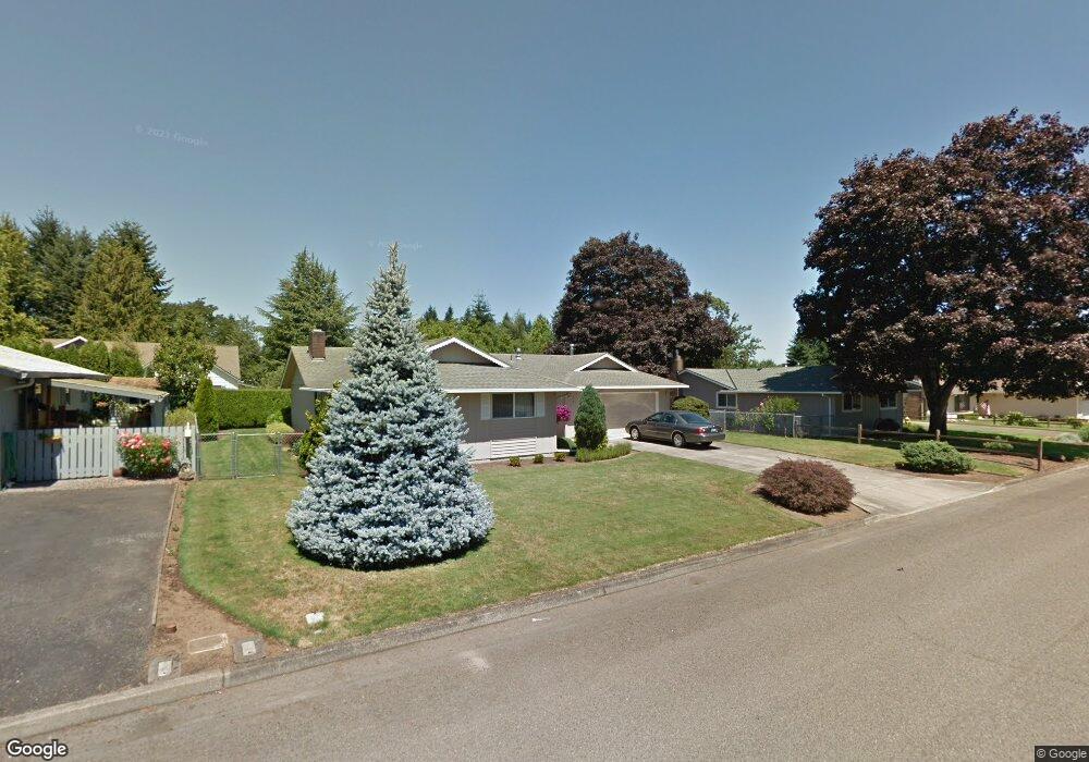 740 NE 14th Ave, Canby, OR 97013 - photo 1