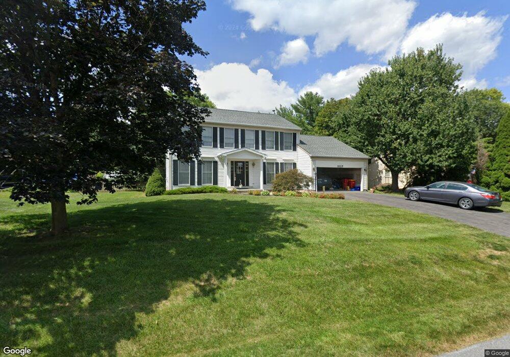 19215 Jamestown Dr, Hagerstown, MD 21742 - photo 1