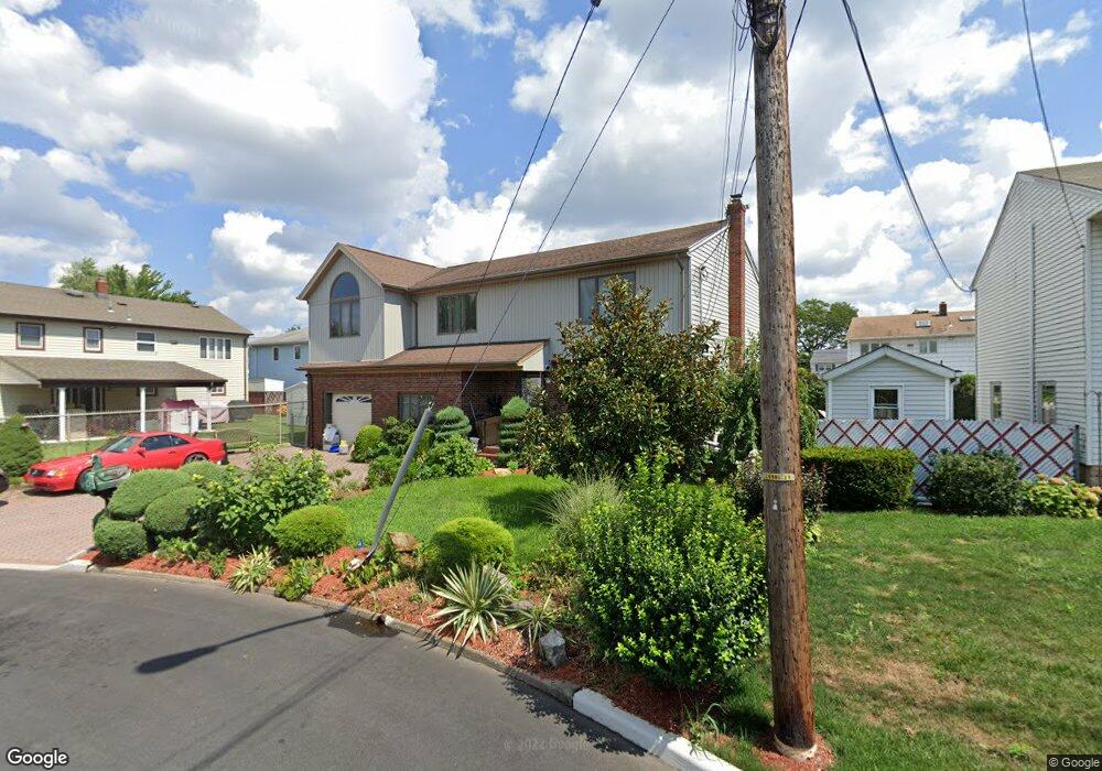 42 Glenn Ct, East Rutherford, NJ 07073 - photo 1